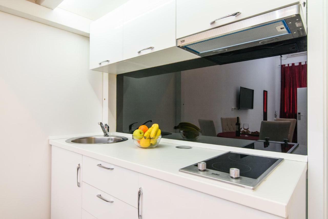 Studio Apartman Rea Trogir Exterior photo