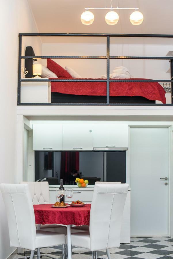 Studio Apartman Rea Trogir Exterior photo